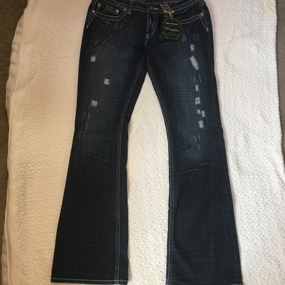 NEW Reuse Distressed Bootcut Jeans - Picture 6 of 7